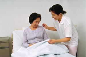 「内科受診のススメ：家族の健康を守るためのポイントと最新情報」