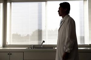 尾道市のインプラント治療歯科医院