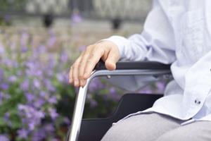 川越駅西口から徒歩1分で行ける歯医者。