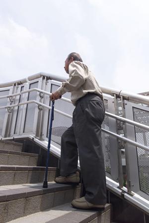 自然な髪の毛のような外見を手に入れる！快適で高品質なかつらの選び方【必見】